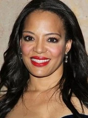 Лорен Велес